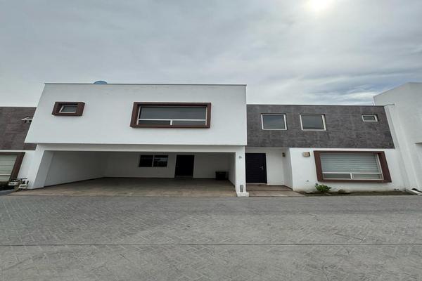 Casa en Venta – Fraccionamiento
