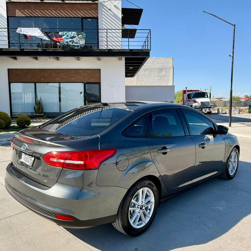 2018 Ford Focus - Image 4