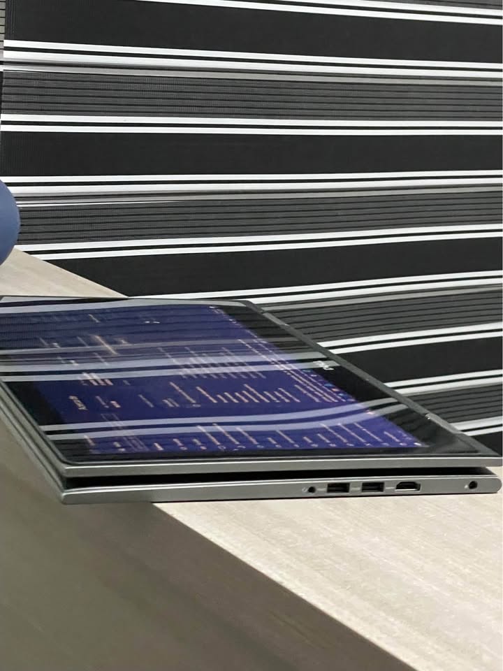 Laptop Dell - Image 7
