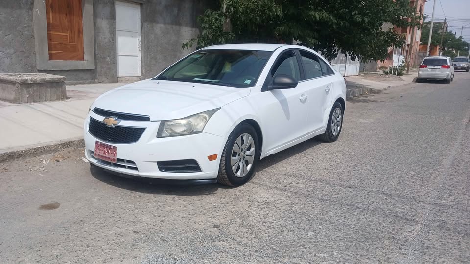 Chevrolet cruze 2012 Fronterizo 4 cilindros autostick - Image 2