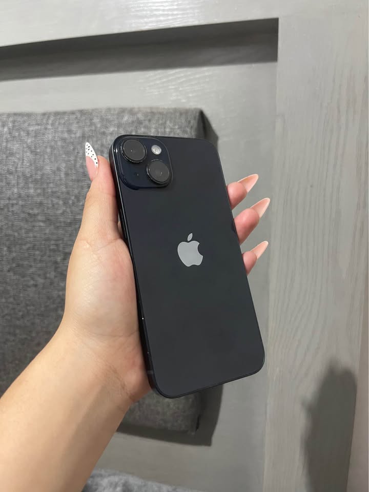 iPhone 14 - Image 2